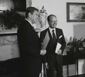 Ronald Reagan and Rinaldo Petrignani.jpg