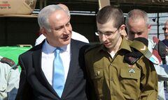 Netanyahu Shalit.jpg