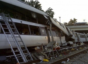 June 2009 Washington Metro train collision.jpg