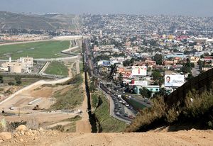 US-Mexico-border.jpg