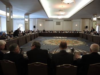 This image from the 2016 Cercle Meeting in Washington reveals very a large majority of male visitors (as used to be the case with the Bilderberg.