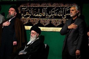Khameini Soleimani.jpg